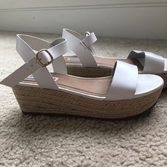 Princess Polly Shoes | New White Steve Madden Platform Sandals | Poshmark